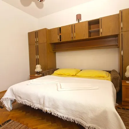 Fuer 5 Personen Ca 62 Qm In Pula, Istrien Istrische Riviera Apartment *